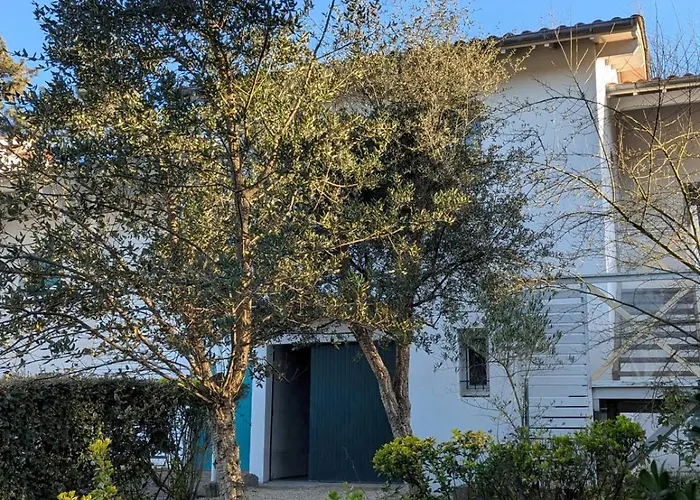 Lovely Triplex With Terrace & Garden Near Ocean * Moliets-et-Maa