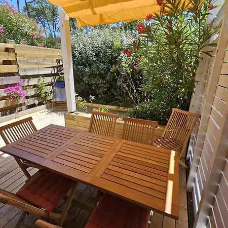 Lovely Triplex With Terrace & Garden Near Ocean Ferienhaus *